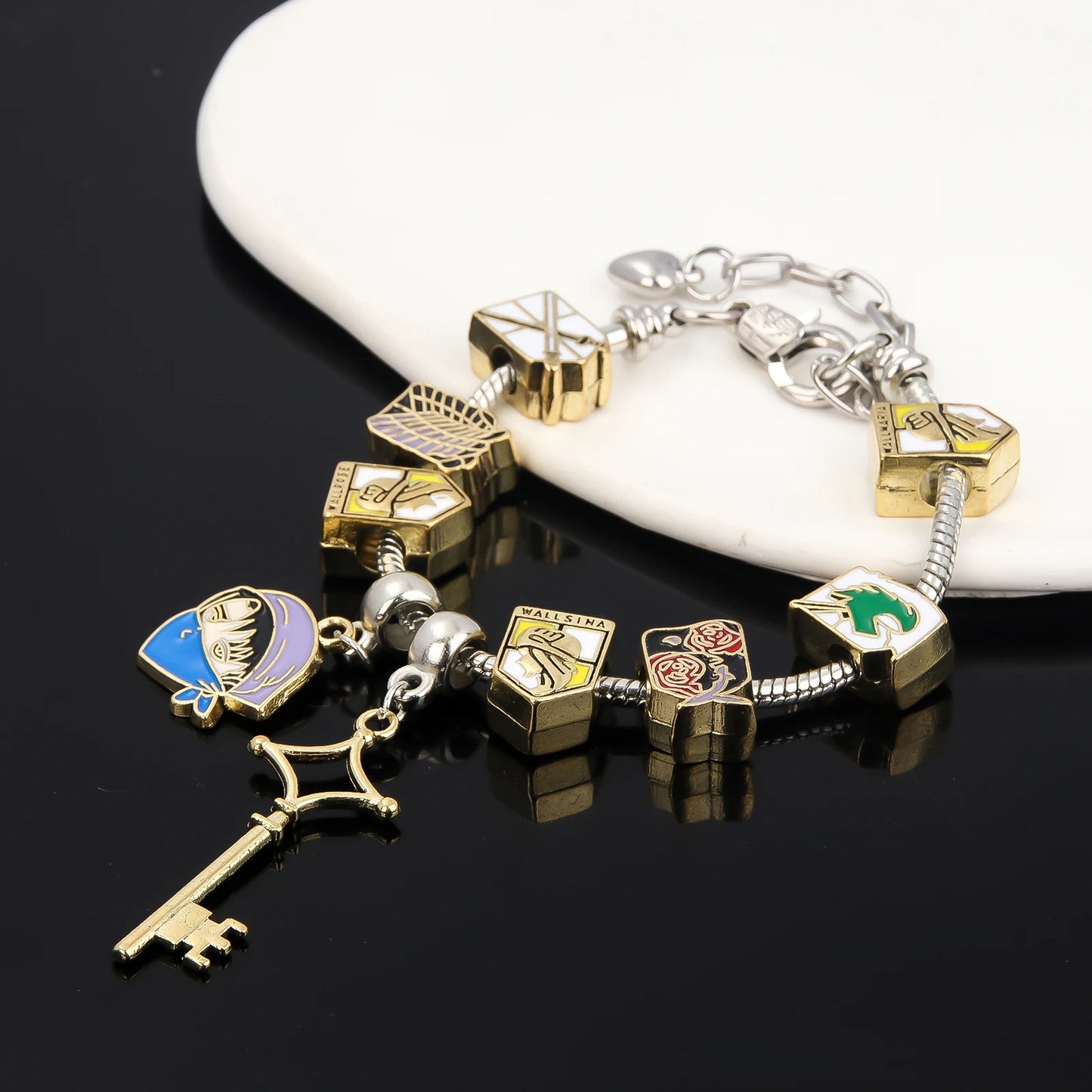 Charm Bracelet Wings of Liberty | Bracelet | Attack on Titan